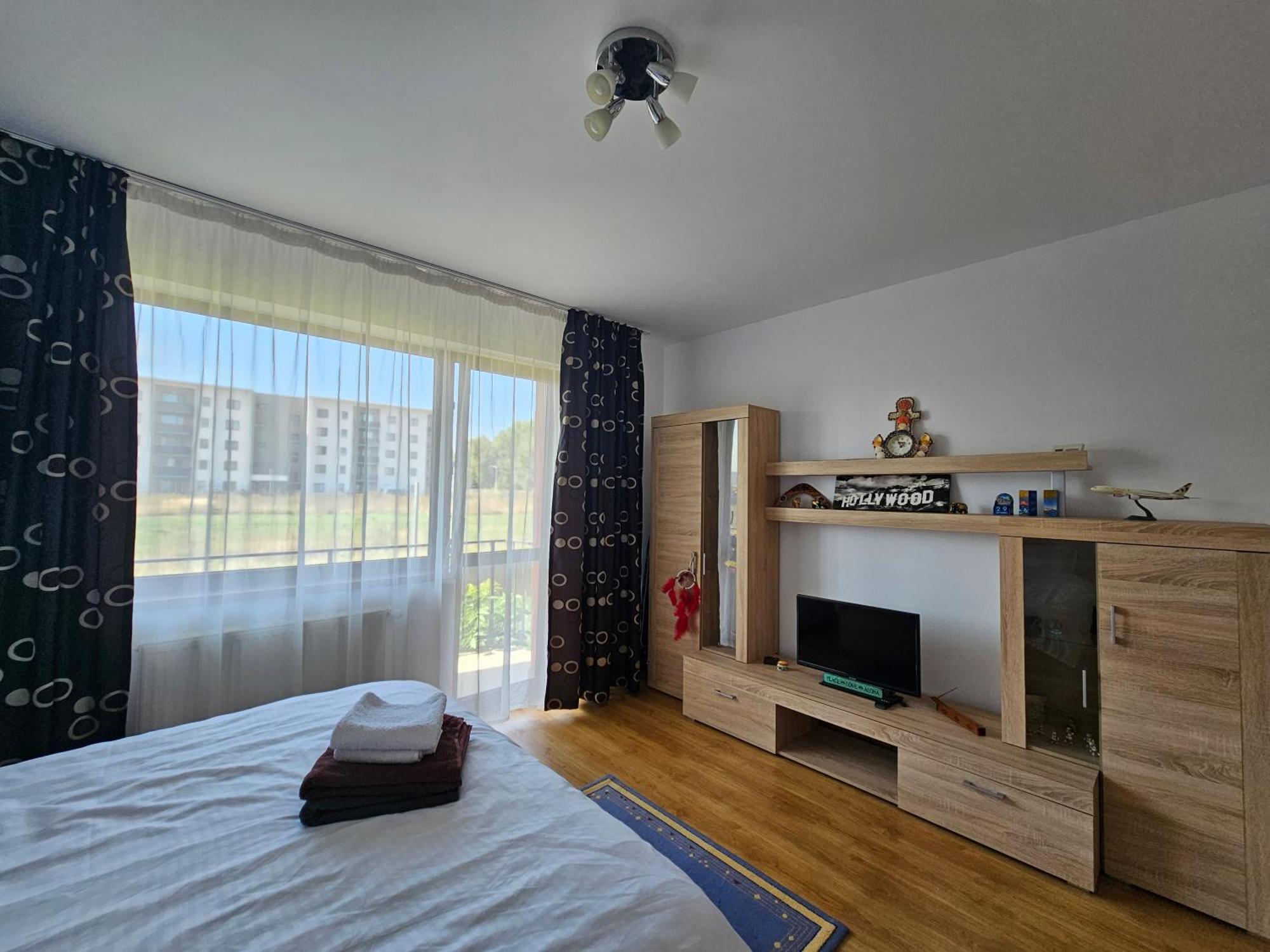 Elena's Coresi Apartment